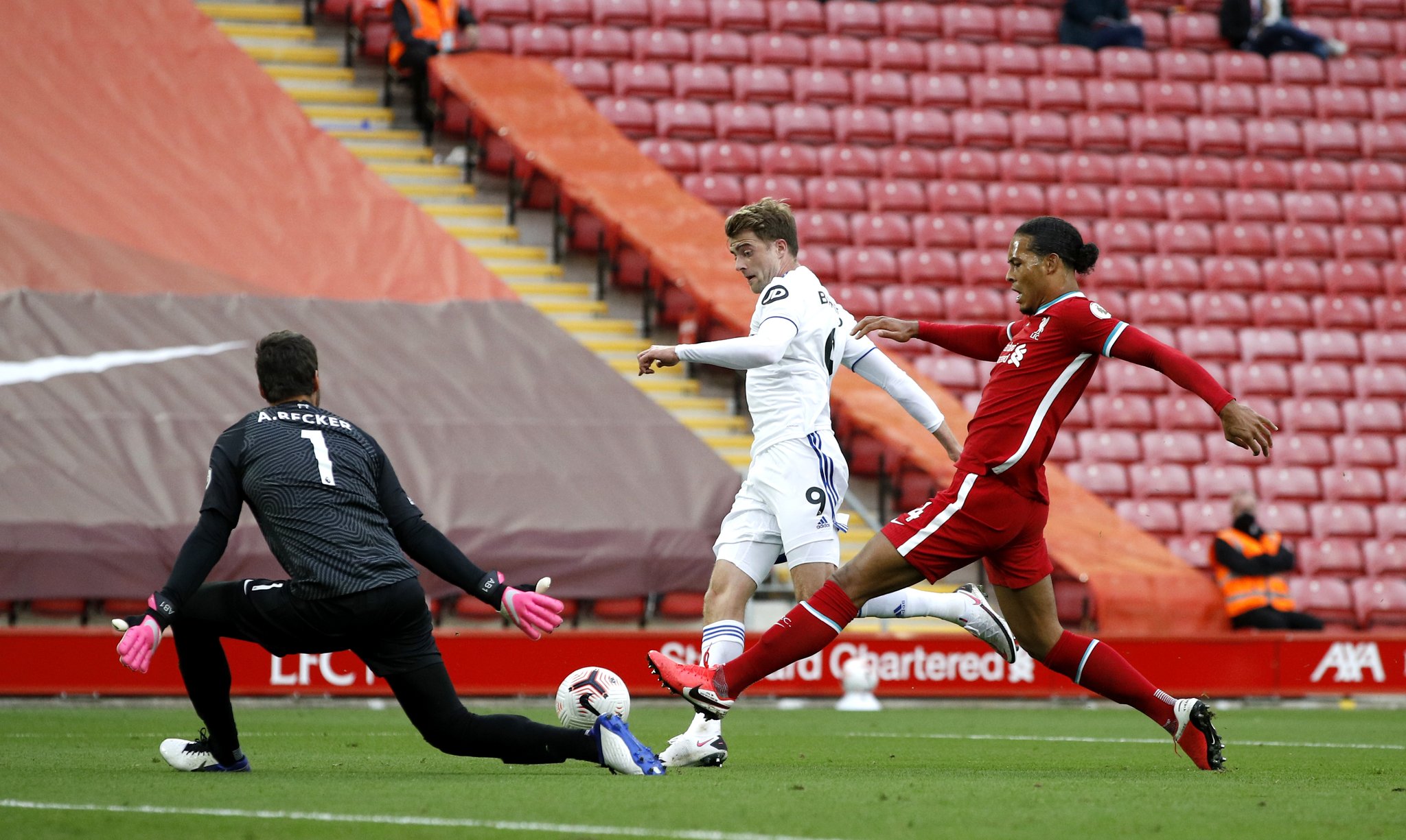 季中发挥自 季中发挥自